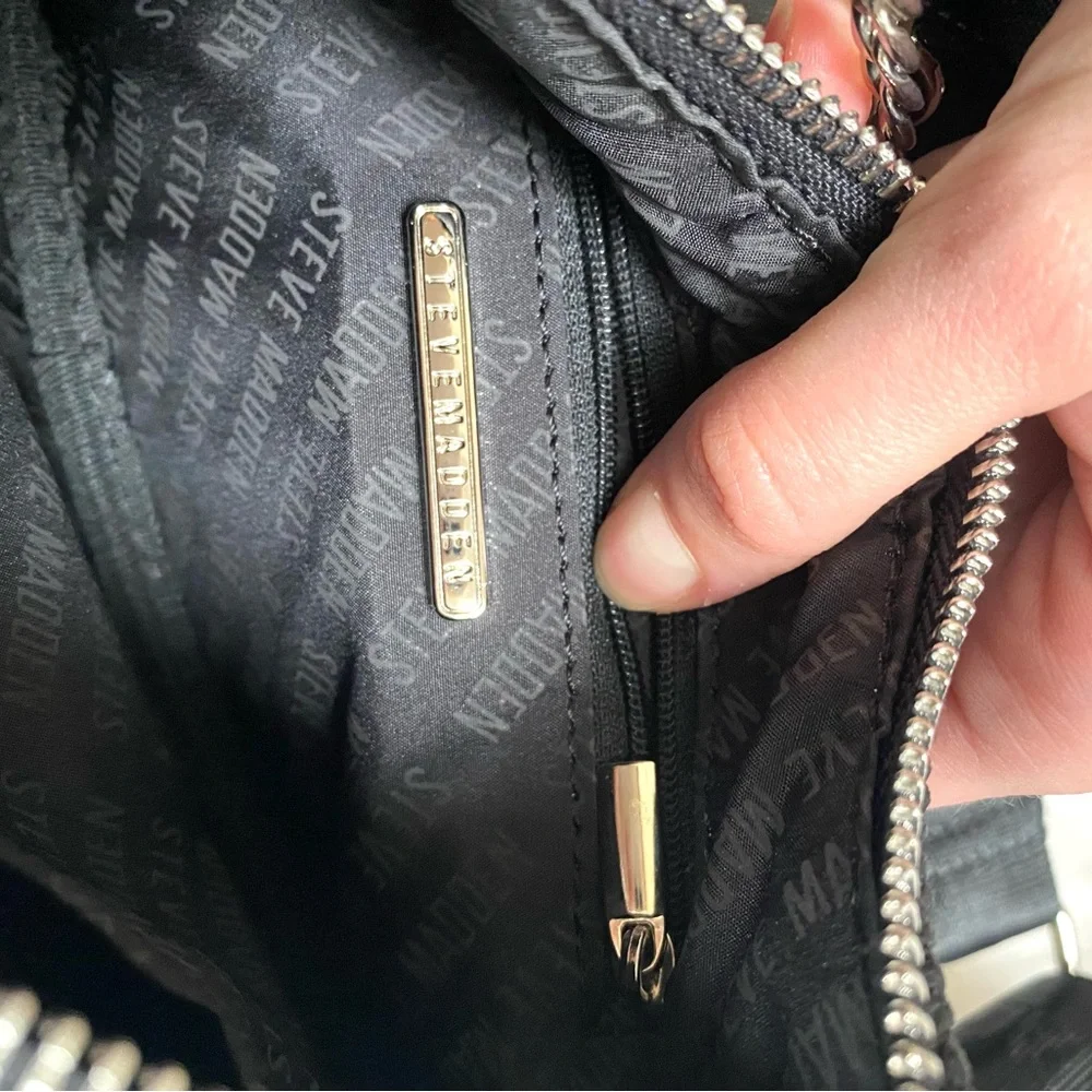 Steve Madden Rhinestone Bag with Adjustable Strap and Chain Strap π€π€ - Picture 9 of 11